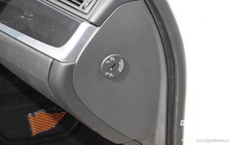 BMW Řada 5 2.0, nafta, automat, rok 2011 - foto 3