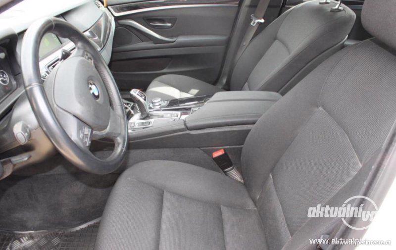 BMW Řada 5 2.0, nafta, automat, rok 2011 - foto 9