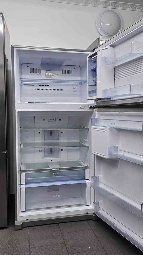 Maxi lednice s mrazákem LG - NO FROST, objem 533 litrů - foto 2