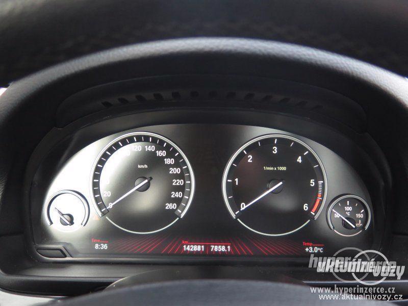 BMW 5 2.0, nafta, r.v. 2012, kůže - foto 2