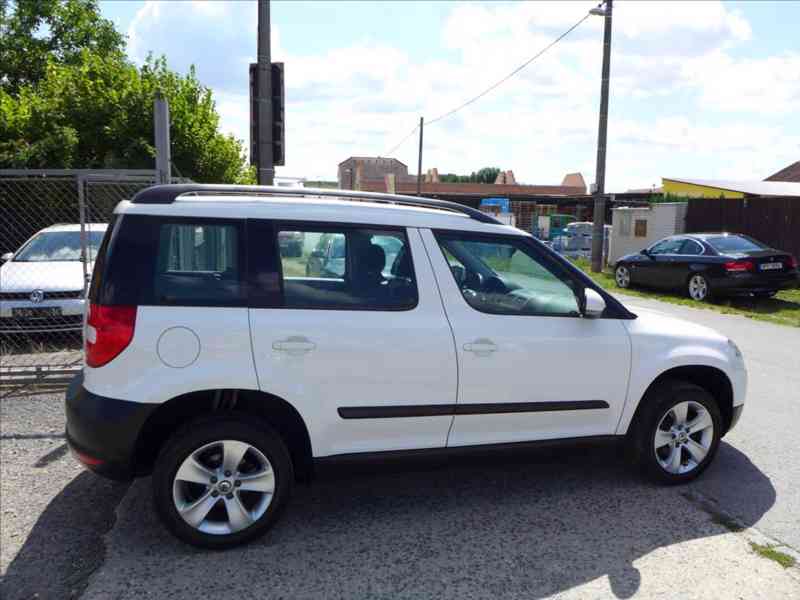 Škoda Yeti 1,6 TDI 1. MAJ, PLNÝ SERVIS - foto 2