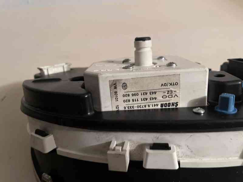 Přístrojová deska ŠKODA FELICIA 1.3 - foto 6