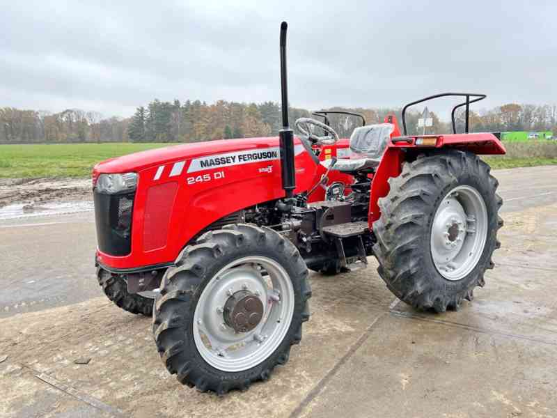 Massey Ferguson 245 DI 4WD – 46hp Tractor. - foto 5