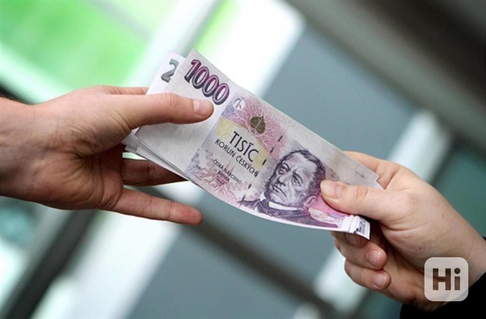 Poskytuji půjčky seriózním lidem. - foto 1