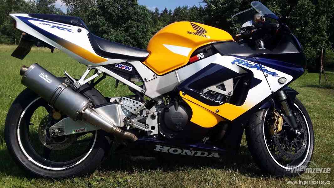 Honda CBR 929 RR - foto 1