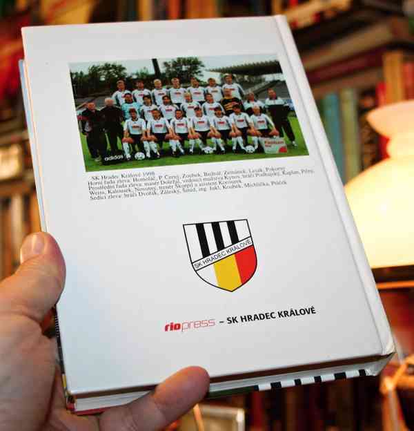 SK HRADEC HRÁLOVÉ - aneb FOTBAL POD LÍZÁTKY 1905-1999 - foto 2