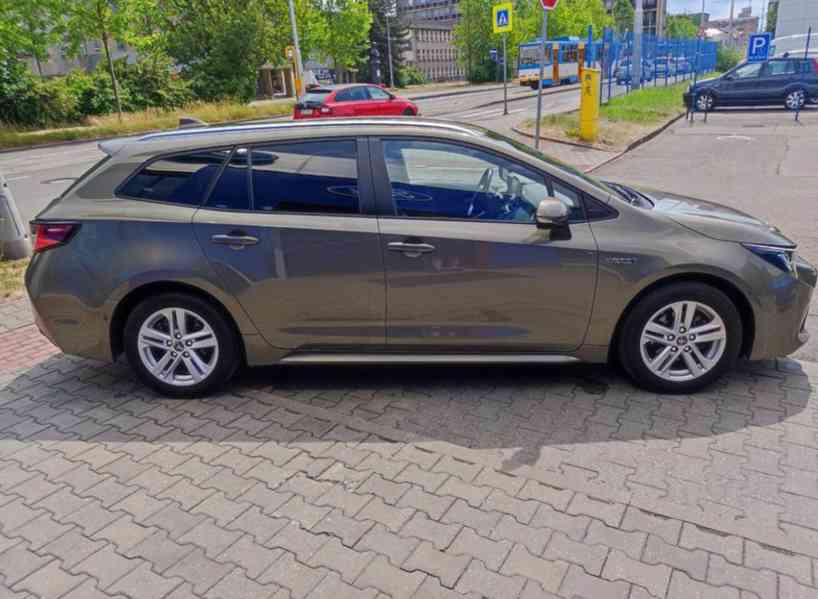 Toyota Corolla, 1.8 72KW HYBRID 1.maj - foto 2