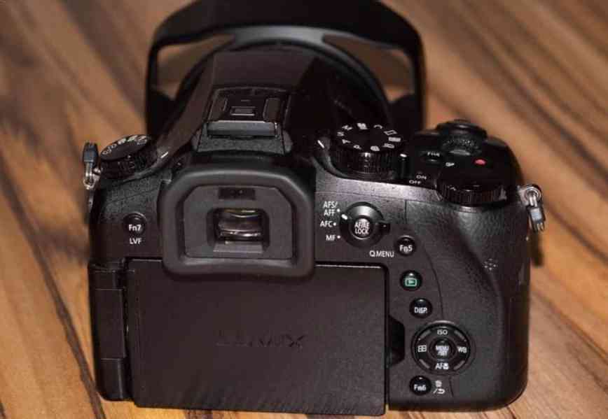 Fotoaparát Panasonic Lumix DMC Fz2000 + příslušenství - foto 2