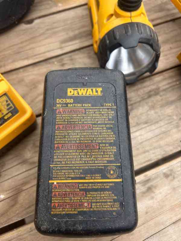 Aku nářadí DeWALT - foto 2