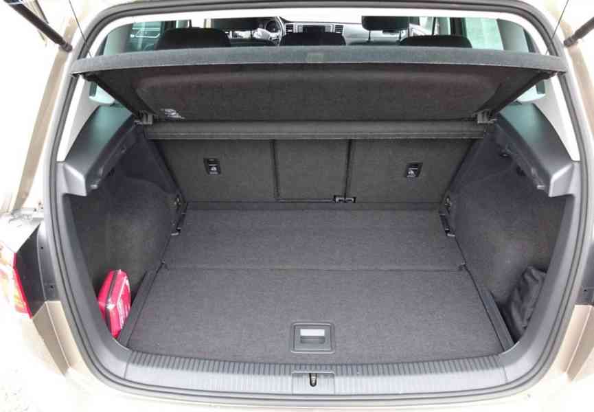 VW Gollf Sportsvan 1.2 TSI r.v.2015 (81 kw) servisní knížka - foto 13