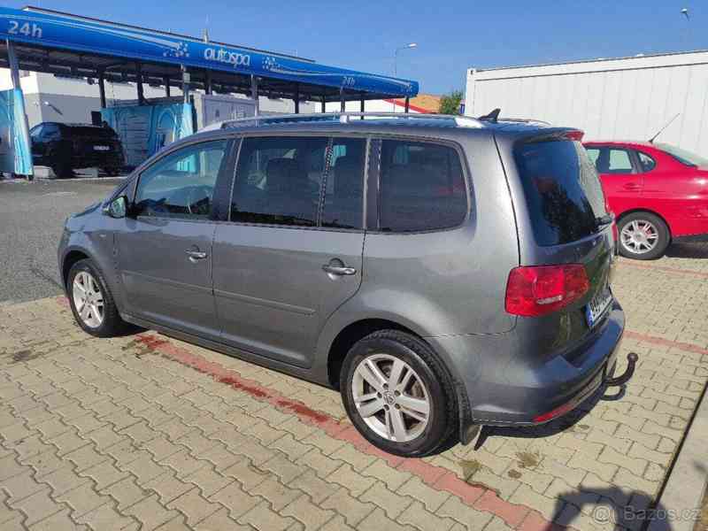 Volkswagen Touran 2,0   VW Touran 2.0 TDI - foto 2