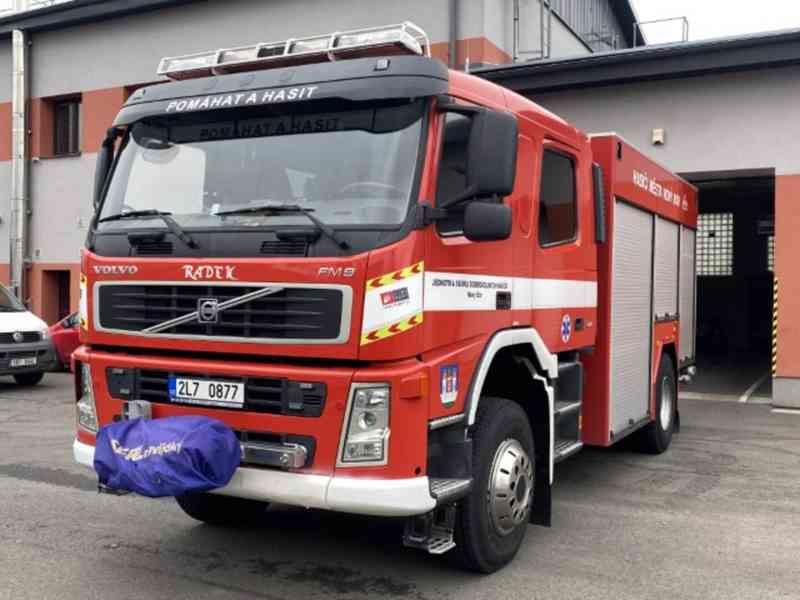 VOLVO FM9 340 44R – SPECIÁLNÍ POŽÁRNÍ AUTOMOBIL - foto 18