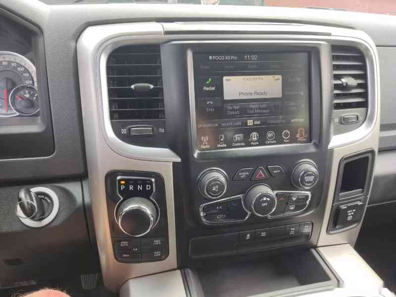 Dodge RAM 1500 Big Horn 2016 5.7 V8 DPH - foto 2