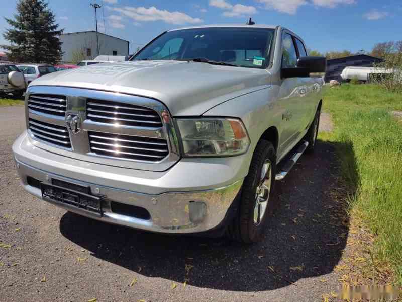 Dodge RAM 1500 Big Horn 2016 5.7 V8 DPH - foto 14