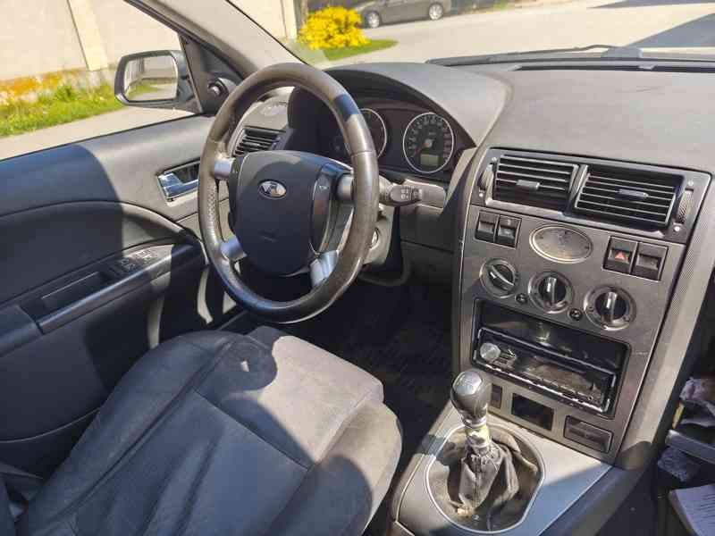 Ford Mondeo combi (BWY) benzín - foto 5