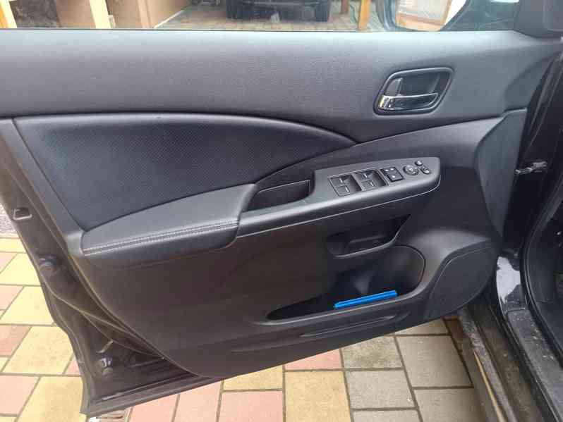 Honda CR-V 2,0i-Vtec 2WD, ELEGANCE - foto 12