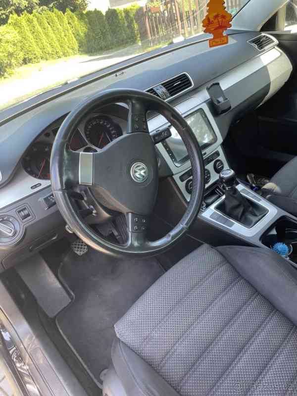 VW B6   - foto 5