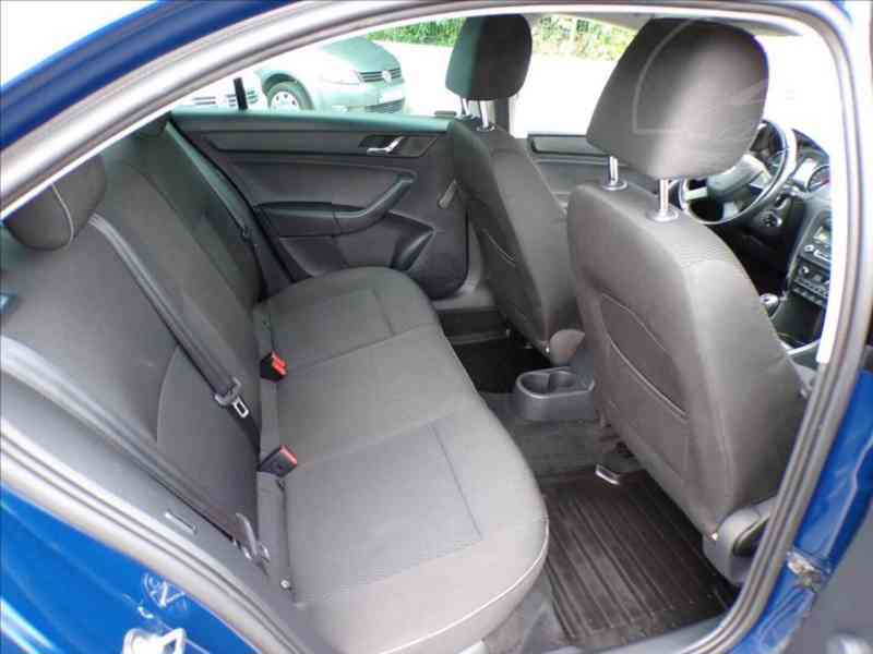 Škoda Rapid 1,6 TDI DIGI.KLIMA - foto 11