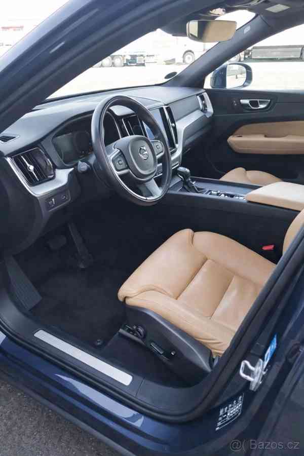 Volvo XC60 2,0   D4 FWD 140 kW 2019 | DPH - foto 7