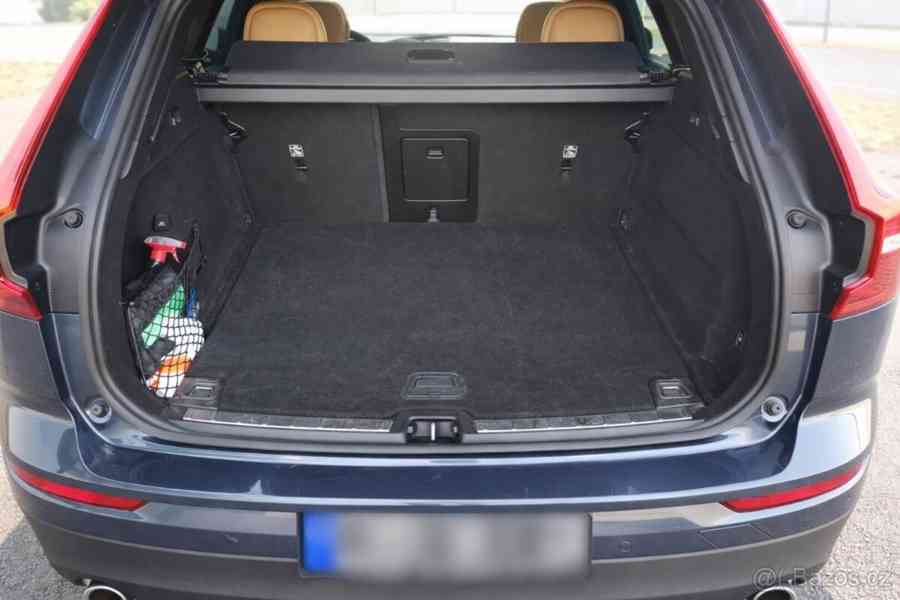 Volvo XC60 2,0   D4 FWD 140 kW 2019 | DPH - foto 11