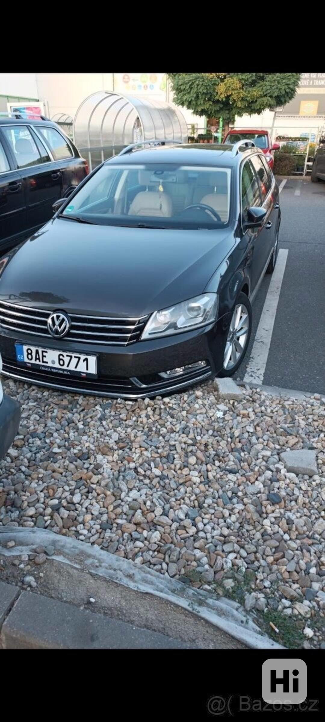 Volkswagen Passat - foto 1