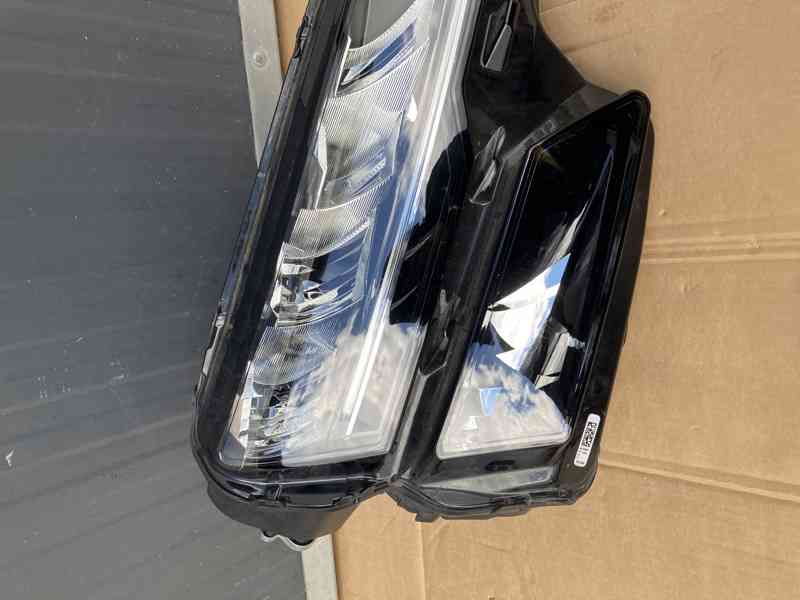predni svetlo skoda karoq prave pravy lift - foto 7