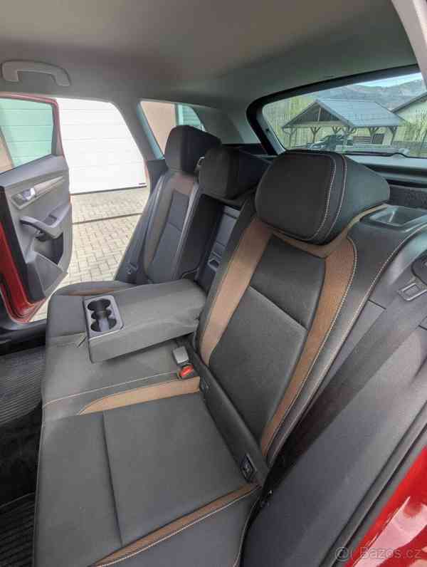 Škoda Karoq 2,0 SCOUT 4x4 DSG - foto 6