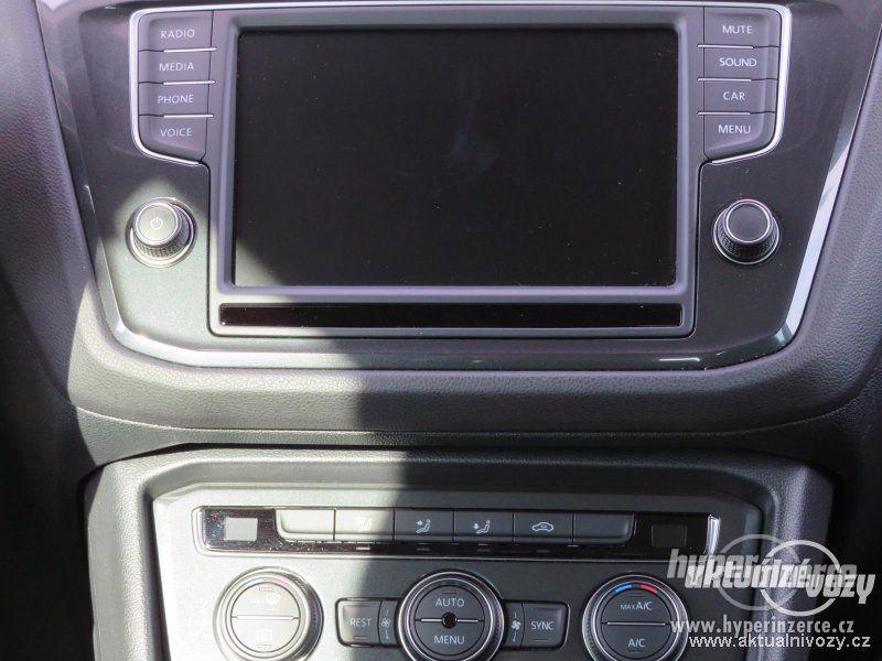 Volkswagen Tiguan 2.0, nafta, r.v. 2016 - foto 2