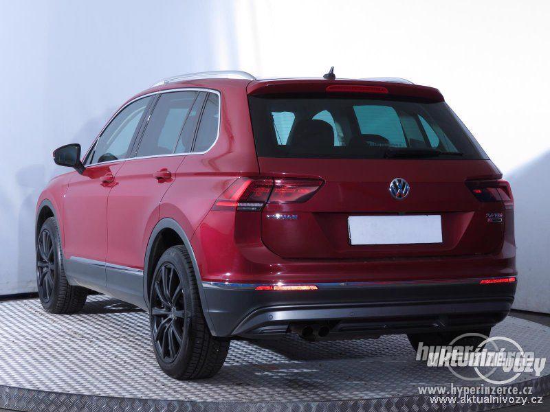 Volkswagen Tiguan 2.0, nafta, r.v. 2016 - foto 18