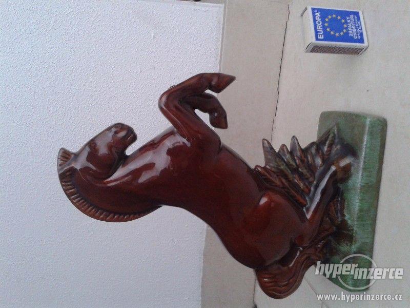 keramická soška koně - foto 1