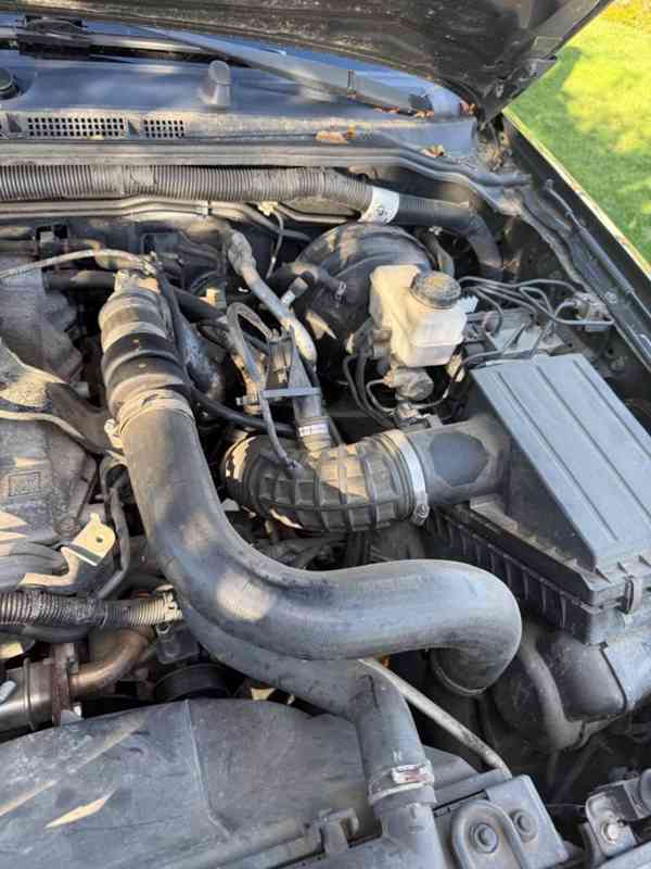 NISSAN NAVARA - foto 9