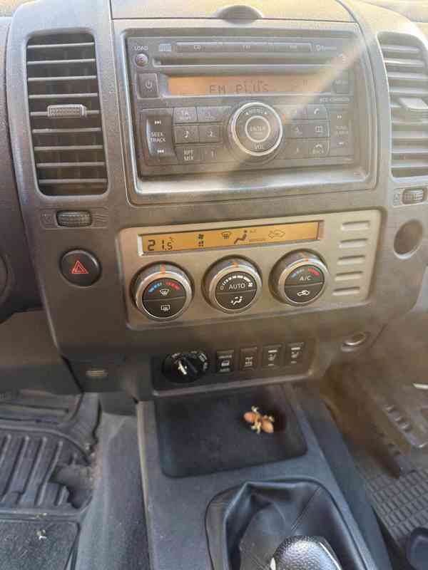 NISSAN NAVARA - foto 7