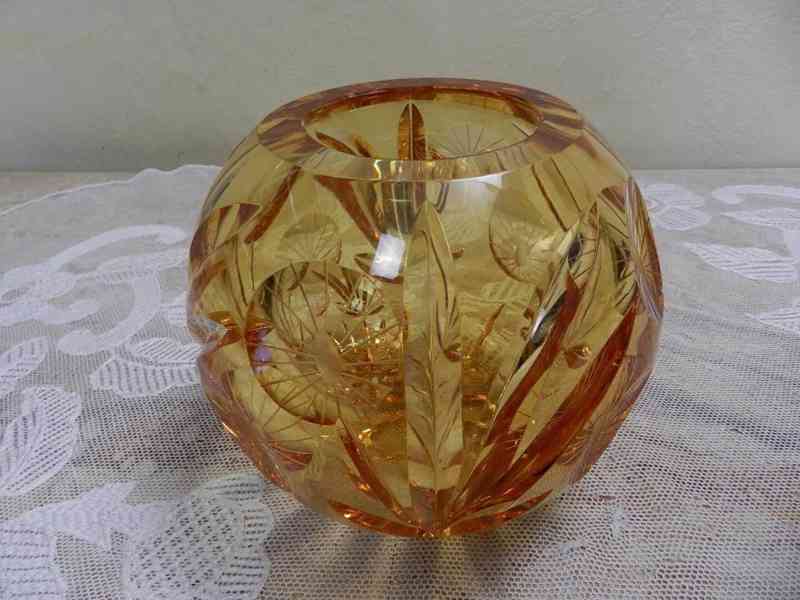 Žlutá Autorská broušená Váza tvar Koule - foto 5