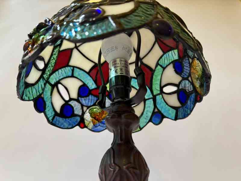 Tiffany stolní lampa v secesním stylu - foto 4