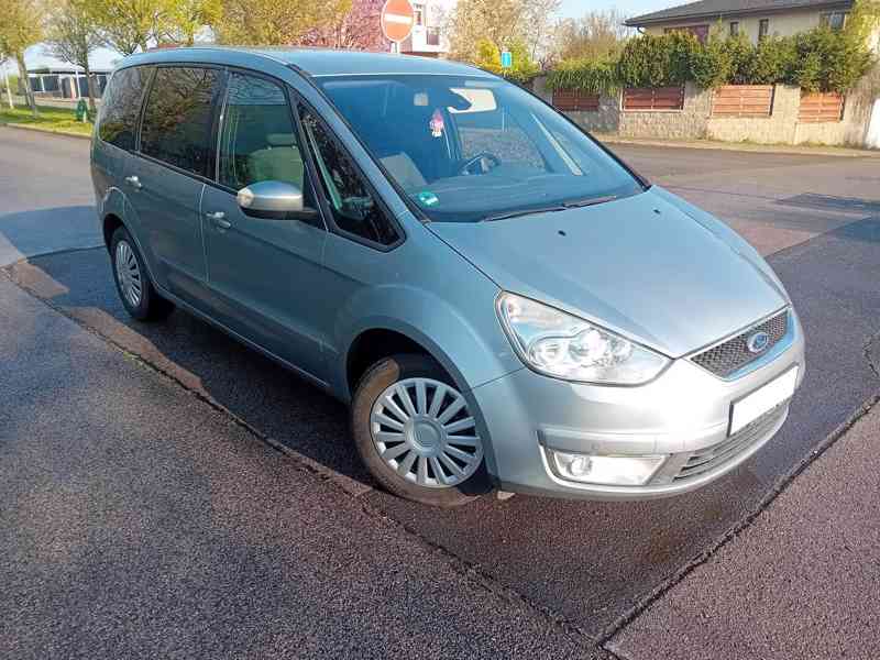 Ford Galaxy Ghia 2.0 16V - foto 1