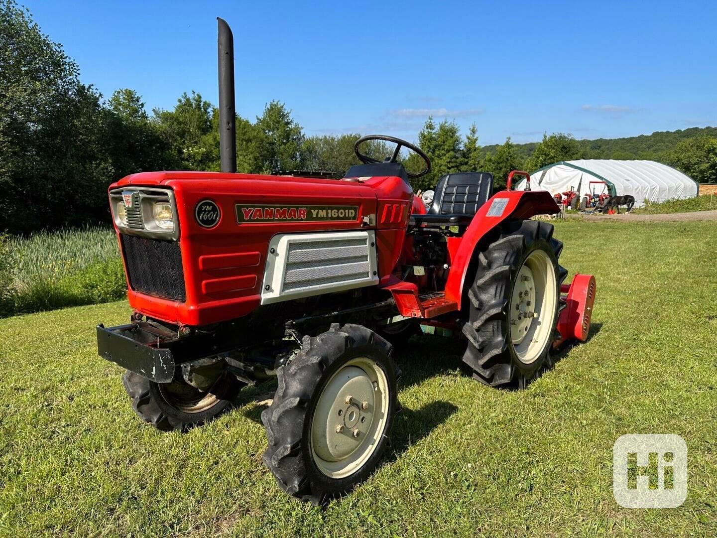   Malotraktor Yanmar 4x4 + příslušenství  - foto 1