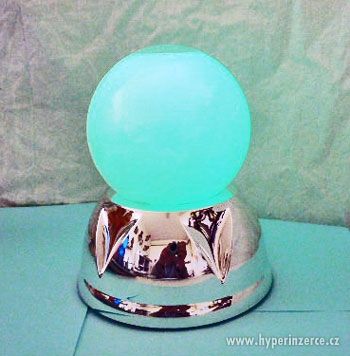Magický ledový míč -svítidlo se změnou barev-vířivé - foto 1