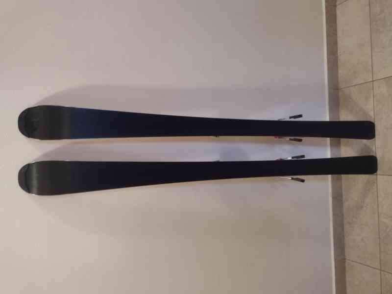 Lyžařský set: lyže 150cm+lyžáky stélka 280mm+hůlky - foto 2