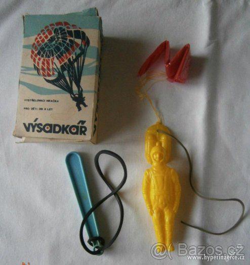 vystřelovací výsadkář - foto 1