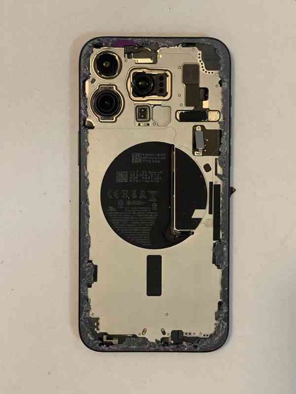 Apple iPhone 15 Pro Max 256GB Blue - na díly - foto 2