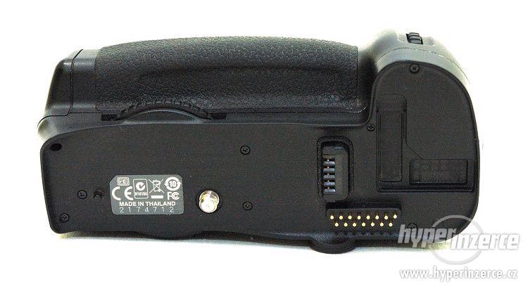 Originální battery grip Nikon MB-D10 - foto 5