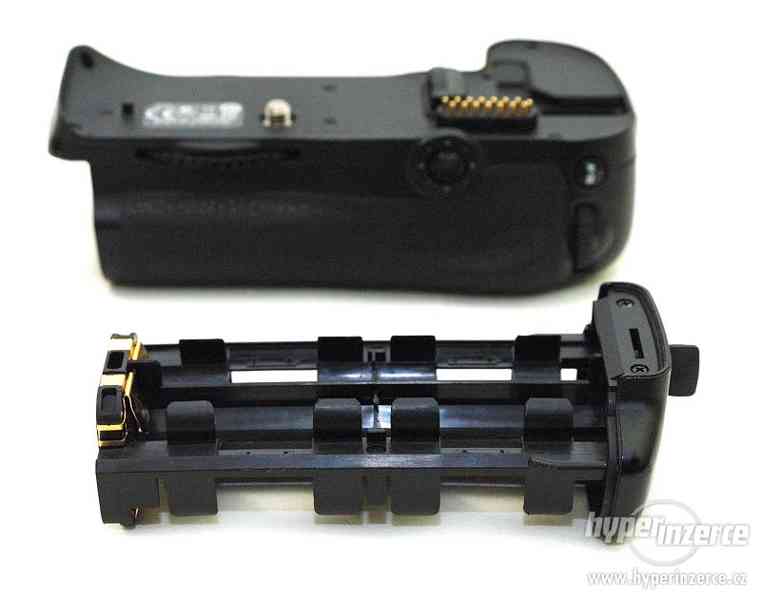 Originální battery grip Nikon MB-D10 - foto 6
