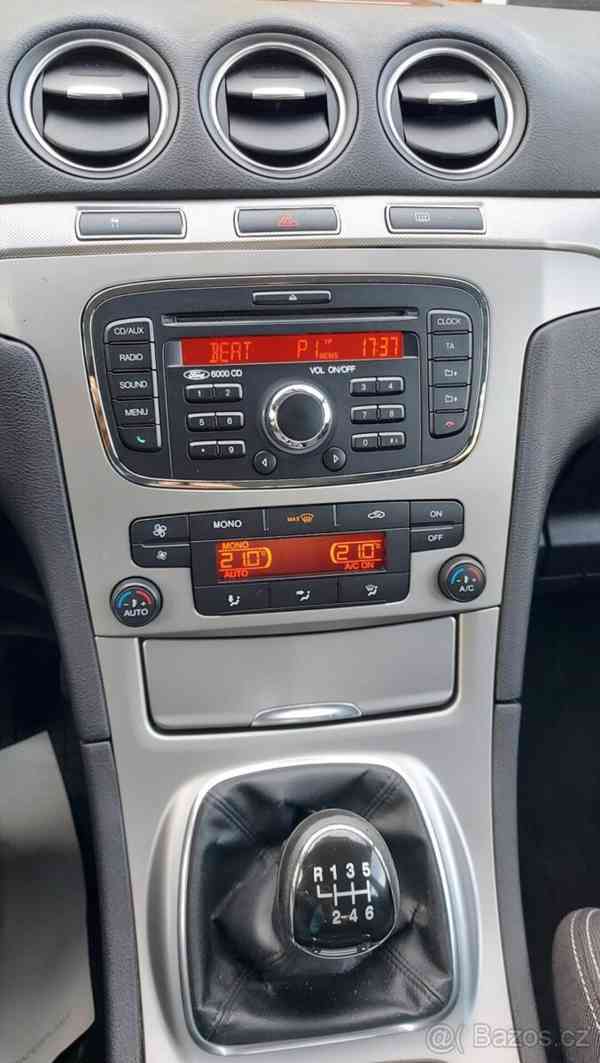Ford S-MAX 2,0 - foto 11