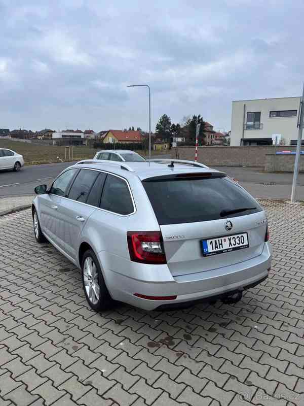 Škoda Octavia 2,0   TDI DSG 110KW STYLE Sportpaket - foto 11