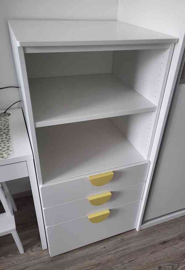 IKEA Knihovna Platsa