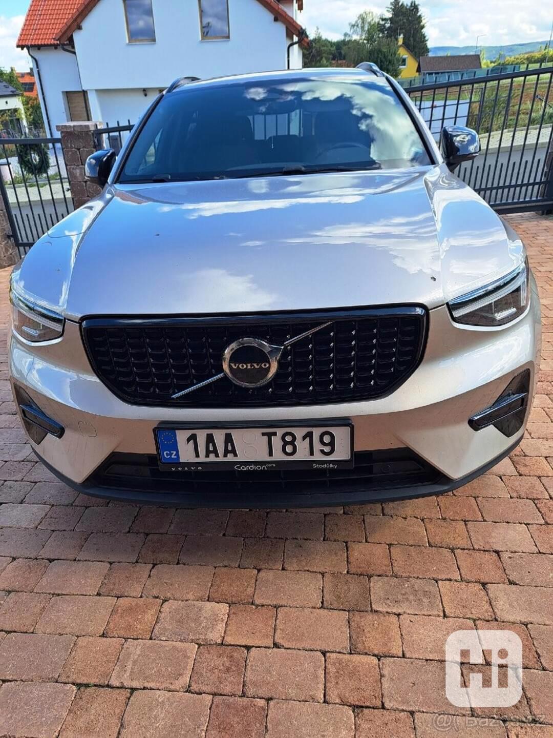 Volvo XC40 2,0   B3 120KW - foto 1