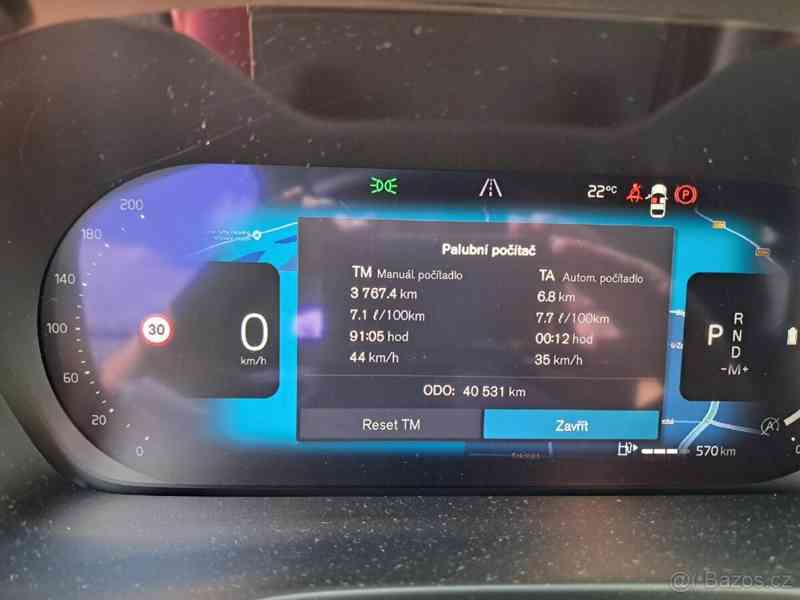 Volvo XC40 2,0   B3 120KW - foto 4