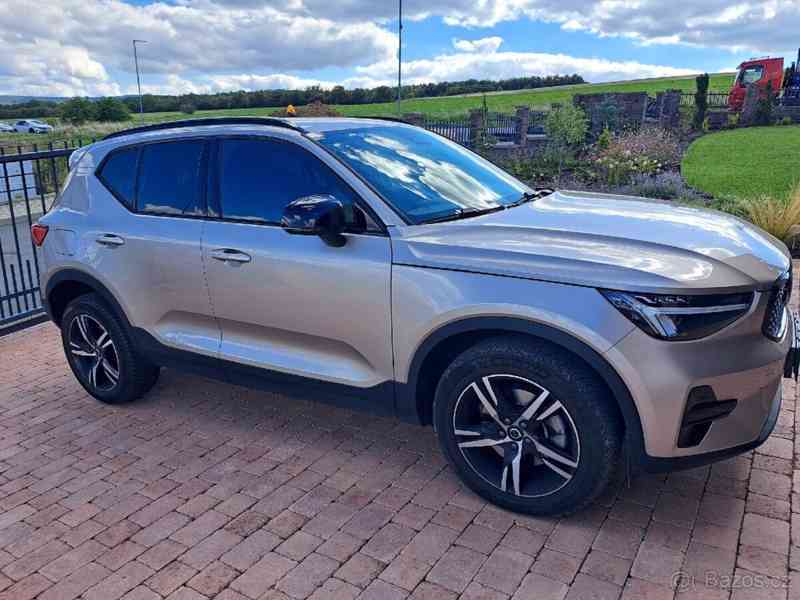 Volvo XC40 2,0   B3 120KW - foto 6