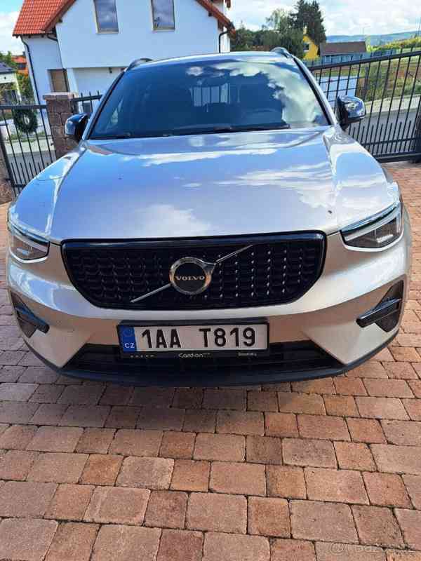 Volvo XC40 2,0   B3 120KW - foto 1