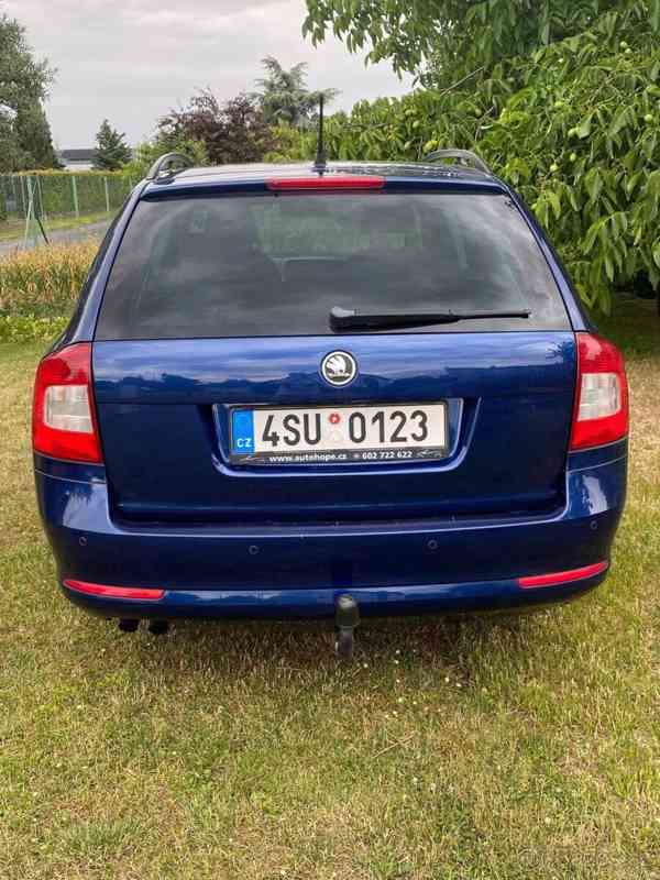 Škoda Octavia 1,4 - foto 2